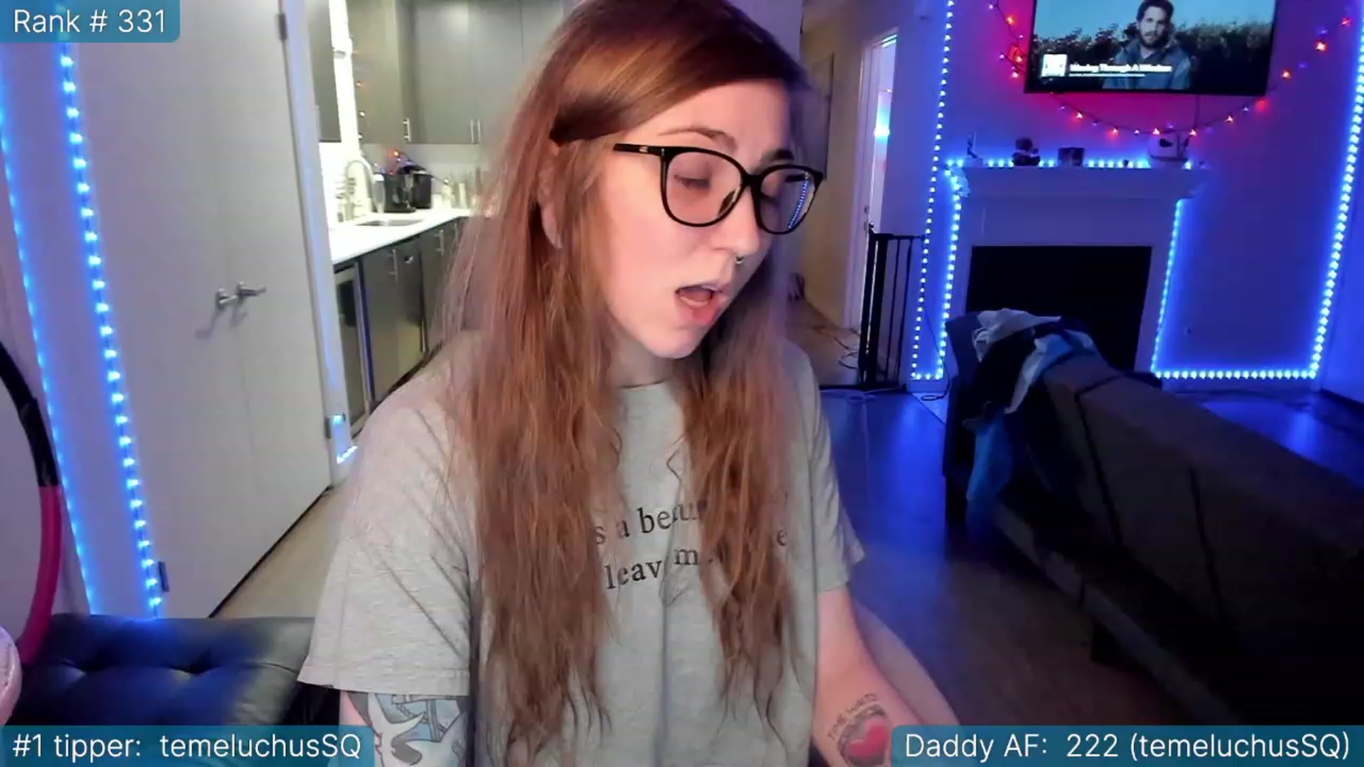Gallery image thumbnail from TheSharkQueen's myfreecams stream on, 03/29/2023, 03:41 image 11 of 20
