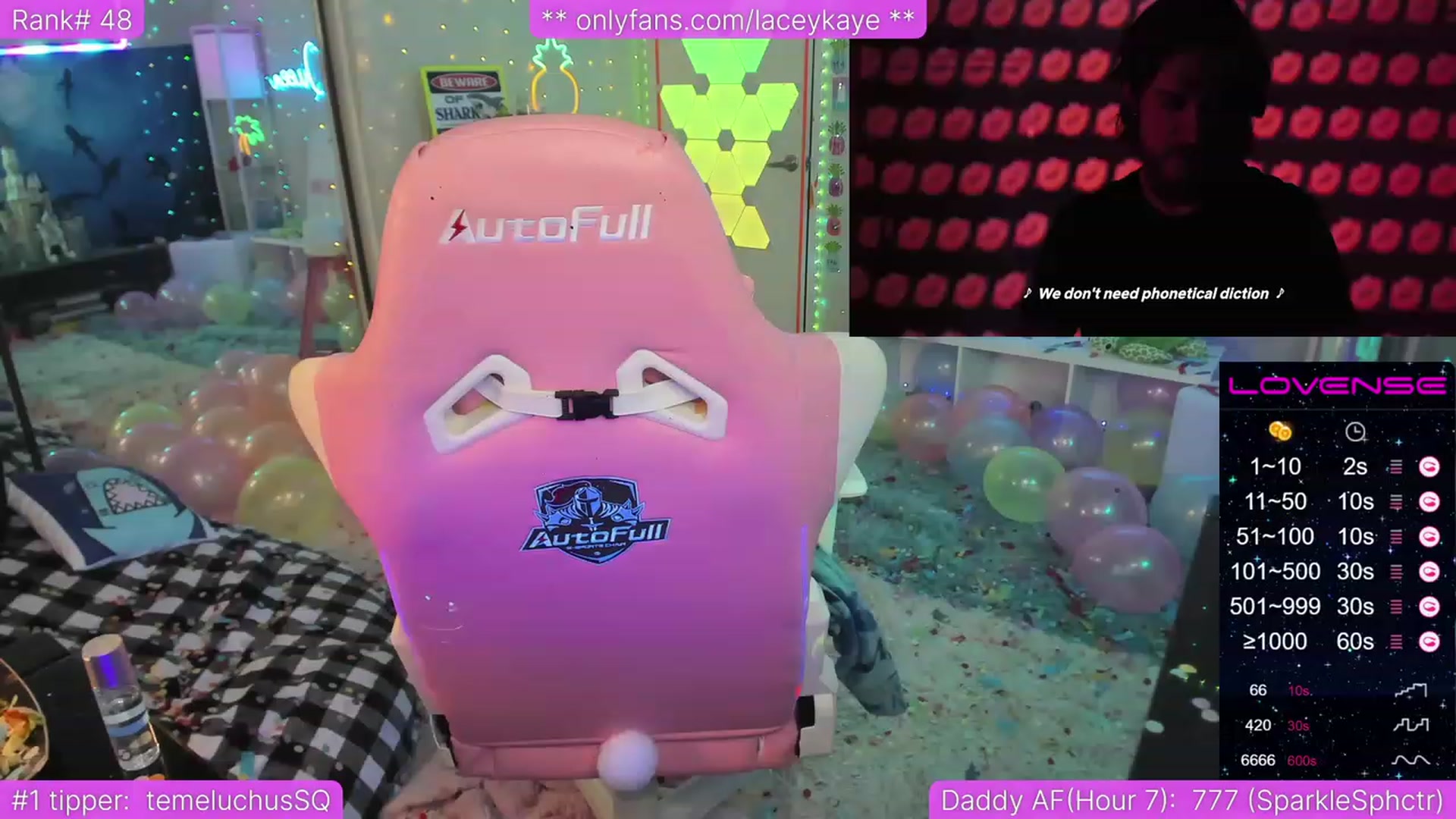 Gallery image thumbnail from TheSharkQueen's myfreecams stream on, 04/08/2023, 07:20 image 1 of 20
