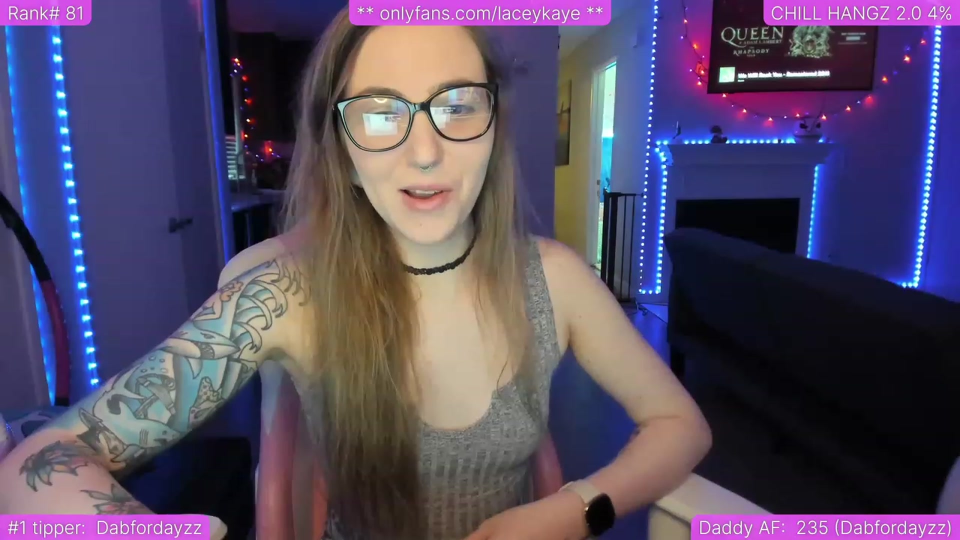 Gallery image thumbnail from TheSharkQueen's myfreecams stream on, 04/14/2023, 02:32 image 13 of 20
