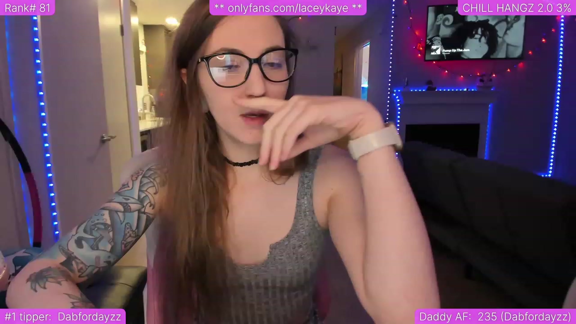 Gallery image thumbnail from TheSharkQueen's myfreecams stream on, 04/14/2023, 02:32 image 3 of 20