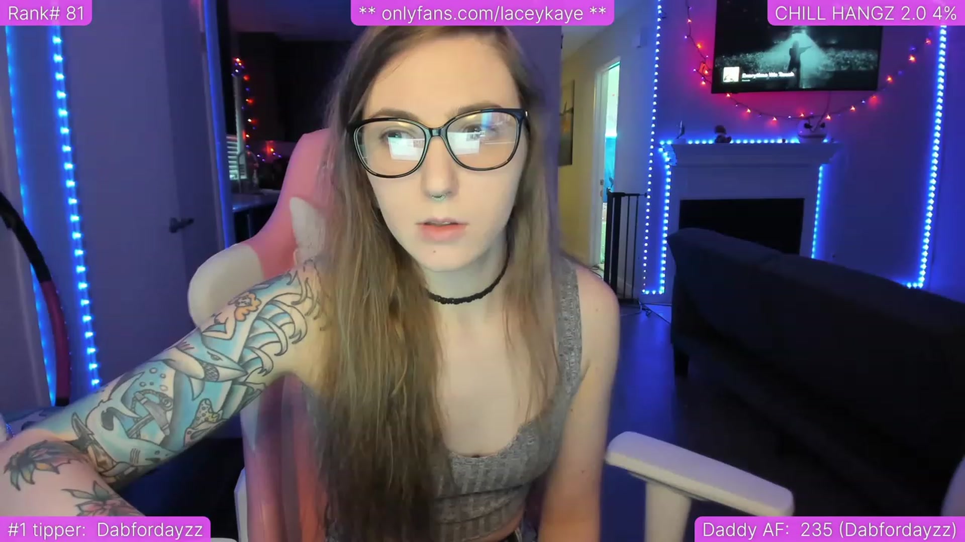 Gallery image thumbnail from TheSharkQueen's myfreecams stream on, 04/14/2023, 02:32 image 11 of 20