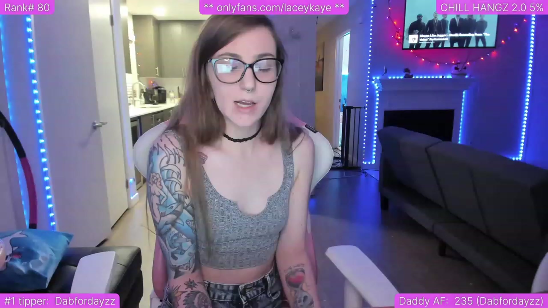 Gallery image thumbnail from TheSharkQueen's myfreecams stream on, 04/14/2023, 04:16 image 1 of 20