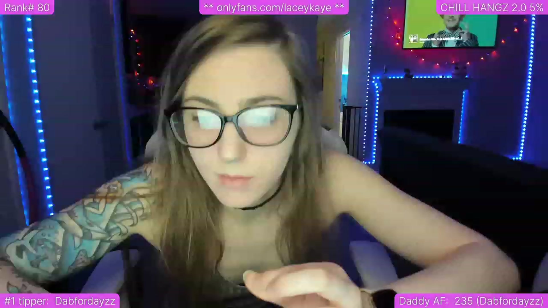 Gallery image thumbnail from TheSharkQueen's myfreecams stream on, 04/14/2023, 04:16 image 4 of 20