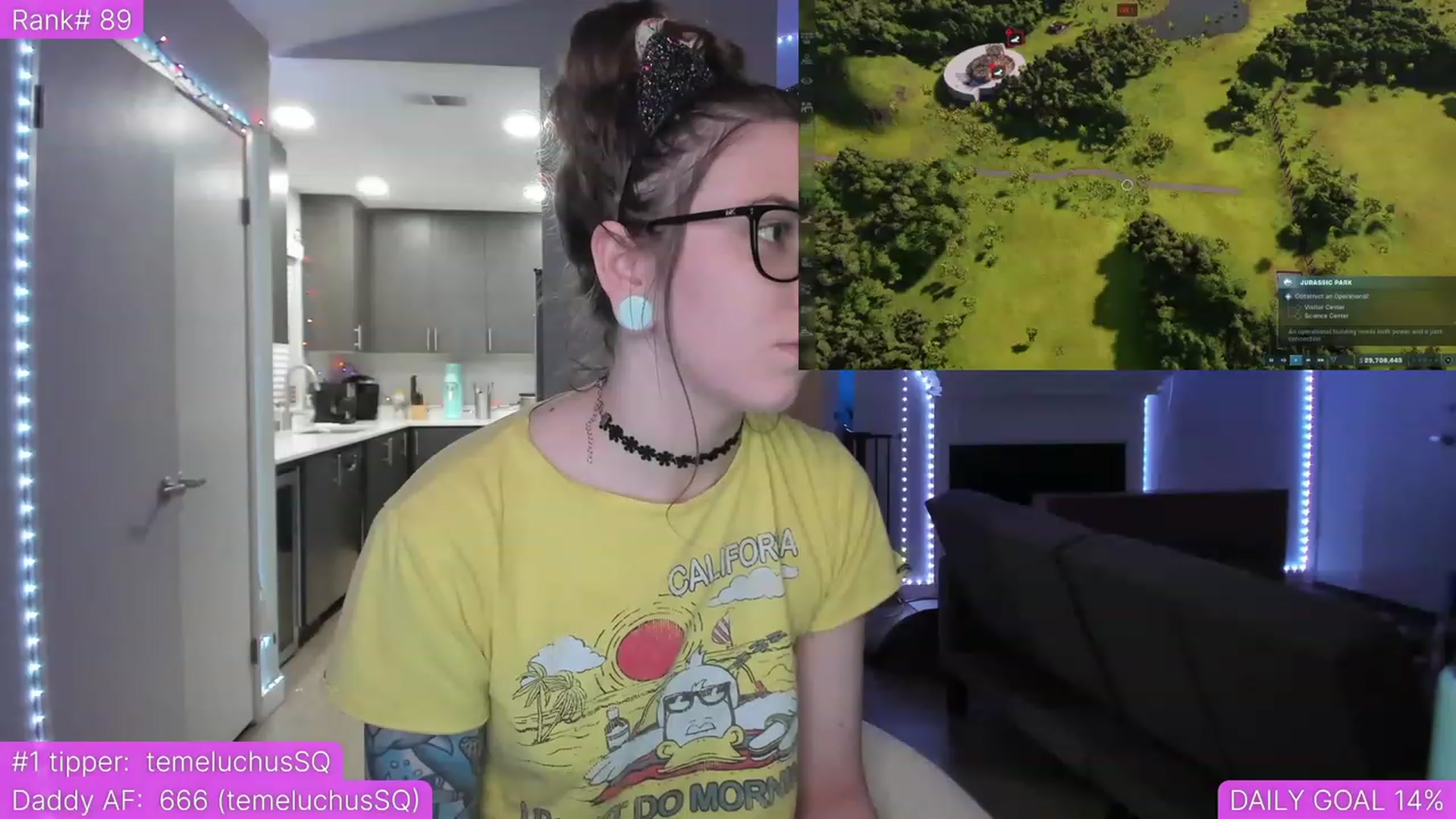 Gallery image thumbnail from TheSharkQueen's myfreecams stream on, 04/18/2023, 02:57 image 12 of 20