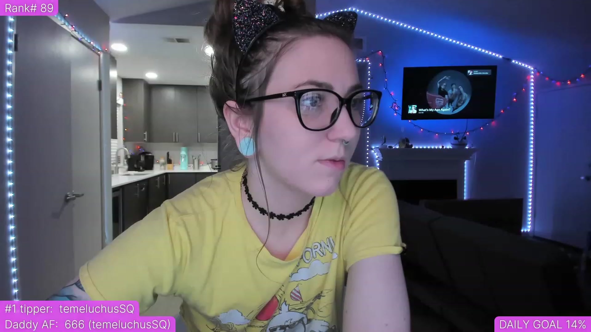 Gallery image thumbnail from TheSharkQueen's myfreecams stream on, 04/18/2023, 02:57 image 9 of 20