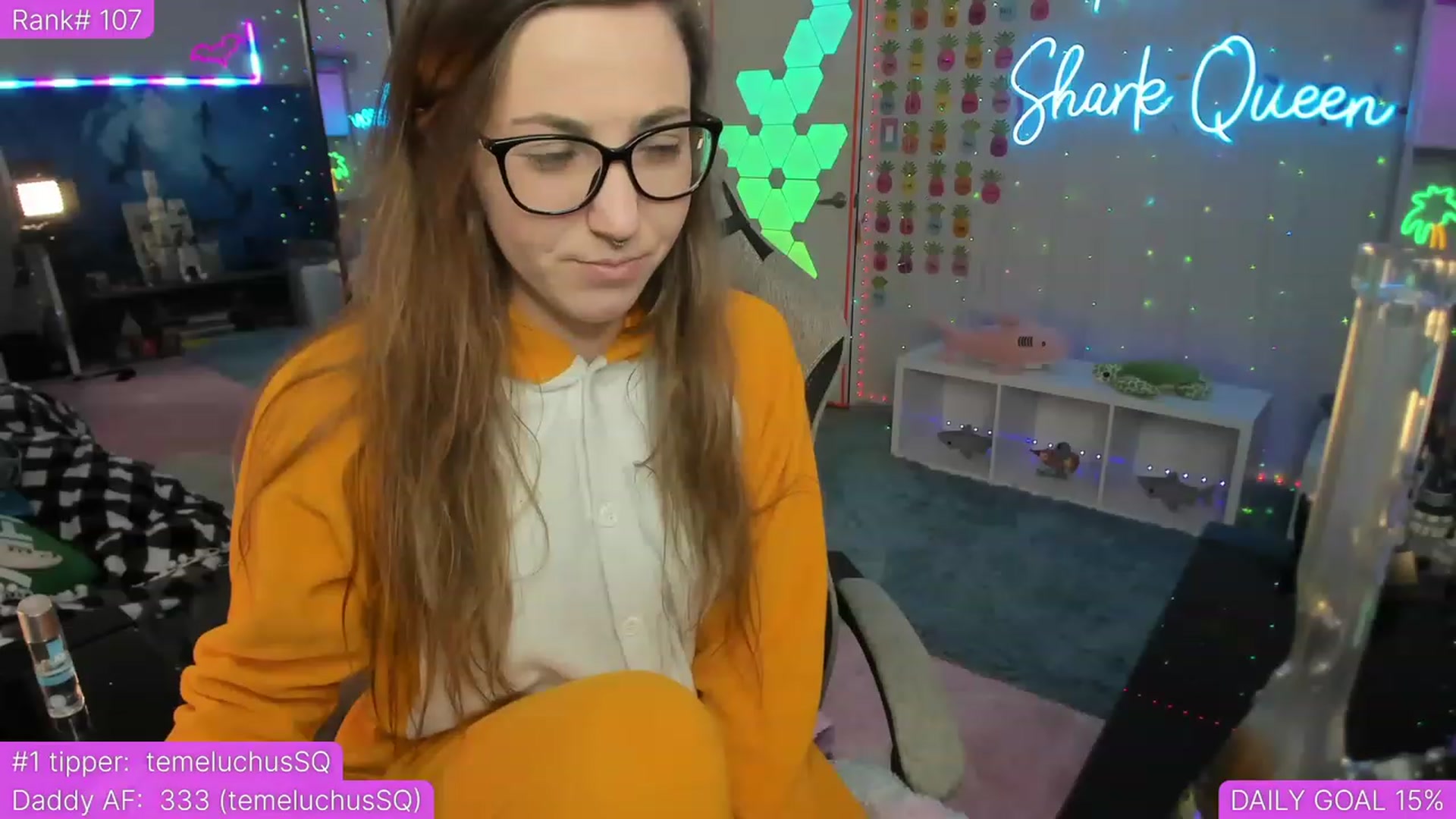Gallery image thumbnail from TheSharkQueen's myfreecams stream on, 04/22/2023, 03:59 image 18 of 20