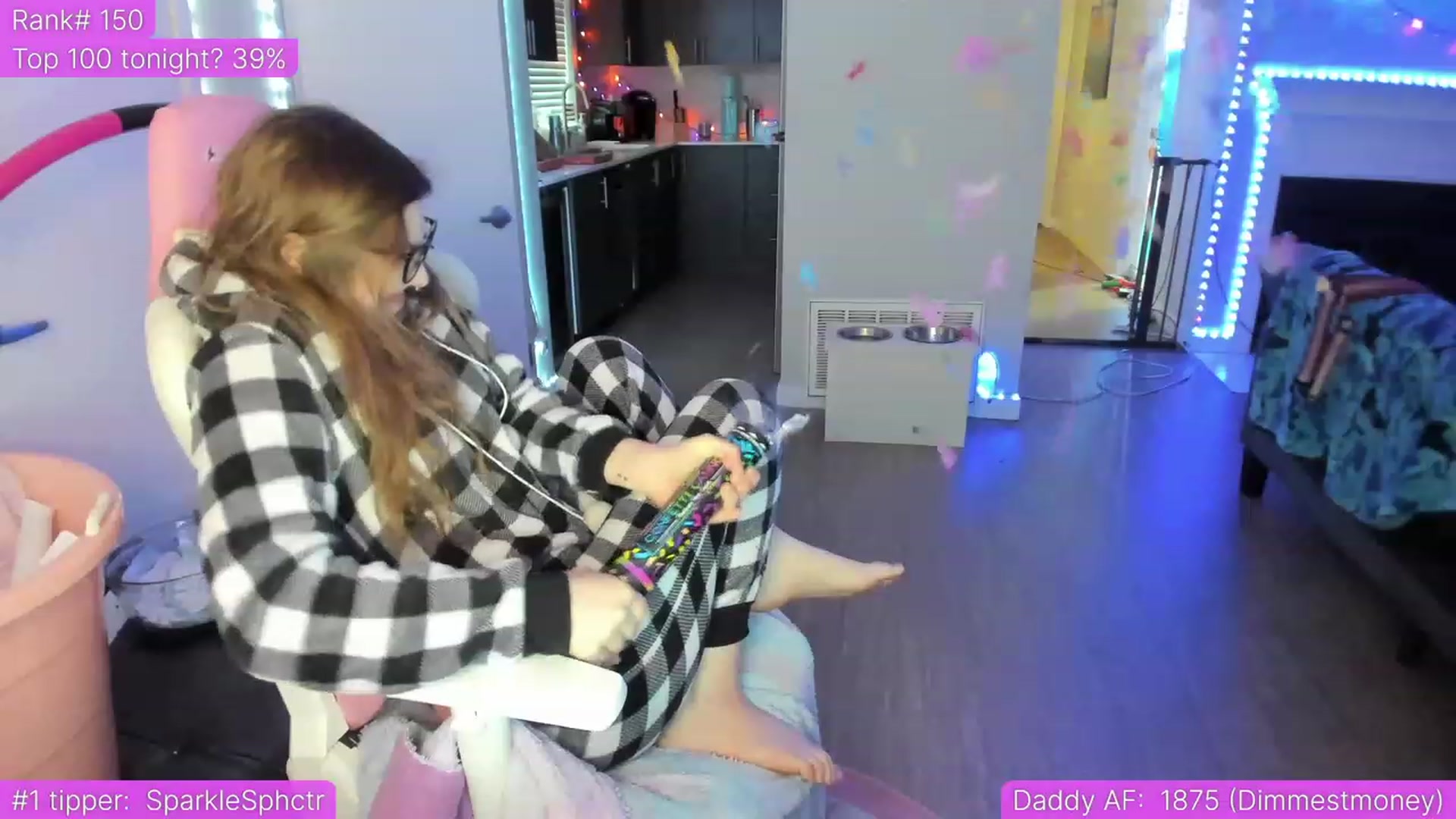 Gallery image thumbnail from TheSharkQueen's myfreecams stream on, 04/30/2023, 03:00 image 9 of 20