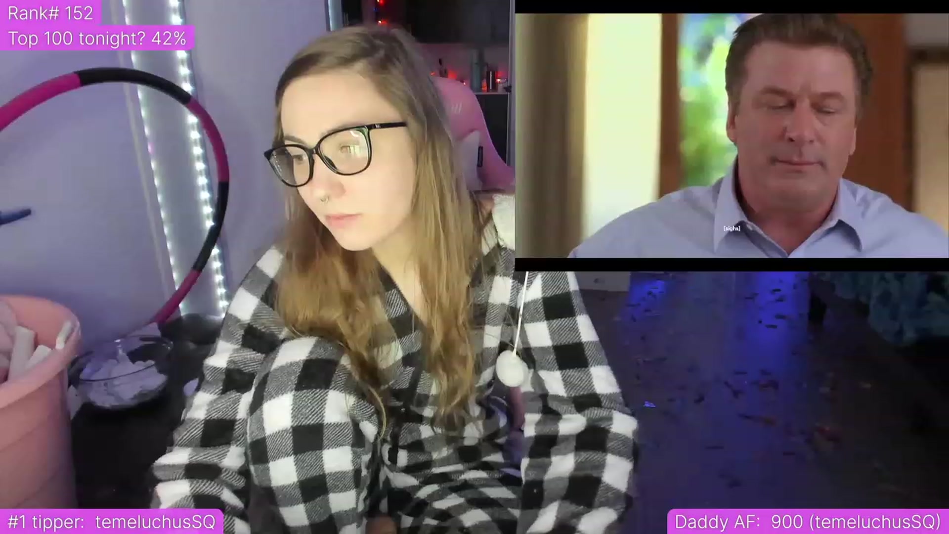 Gallery image thumbnail from TheSharkQueen's myfreecams stream on, 04/30/2023, 03:00 image 17 of 20