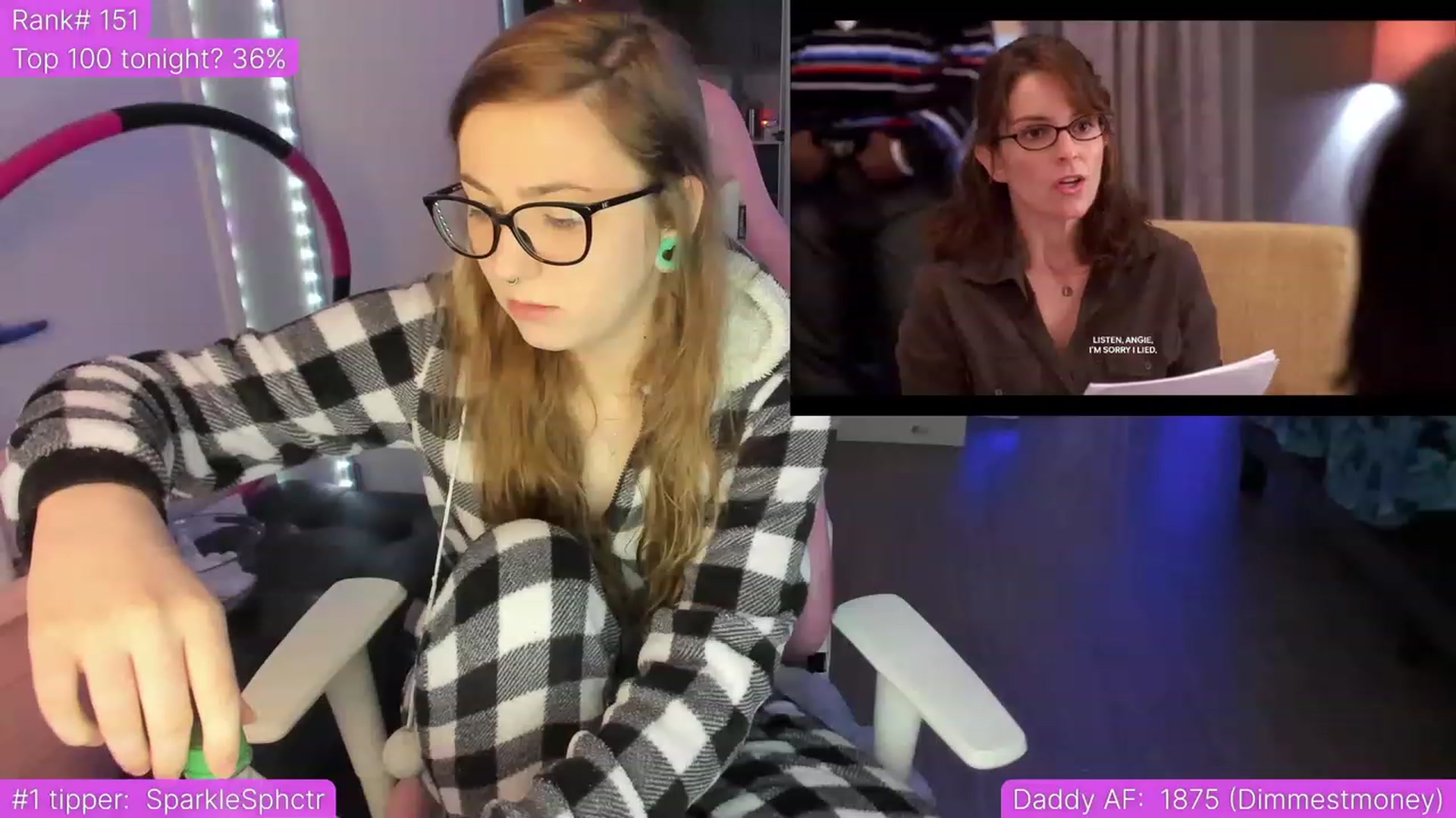 Gallery image thumbnail from TheSharkQueen's myfreecams stream on, 04/30/2023, 03:00 image 4 of 20