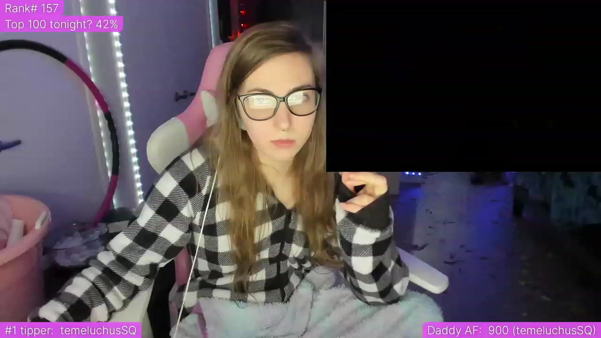 Gallery image thumbnail from TheSharkQueen's myfreecams stream on, 04/30/2023, 05:02 image 12 of 20
