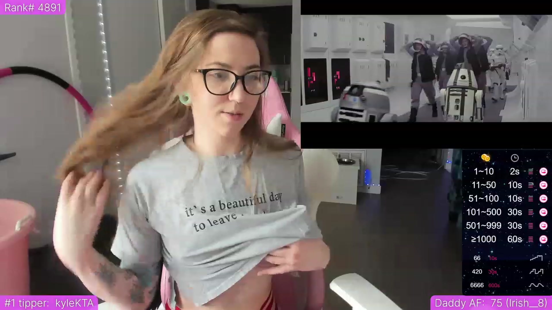 Gallery image thumbnail from TheSharkQueen's myfreecams stream on, 05/05/2023, 03:30 image 2 of 20