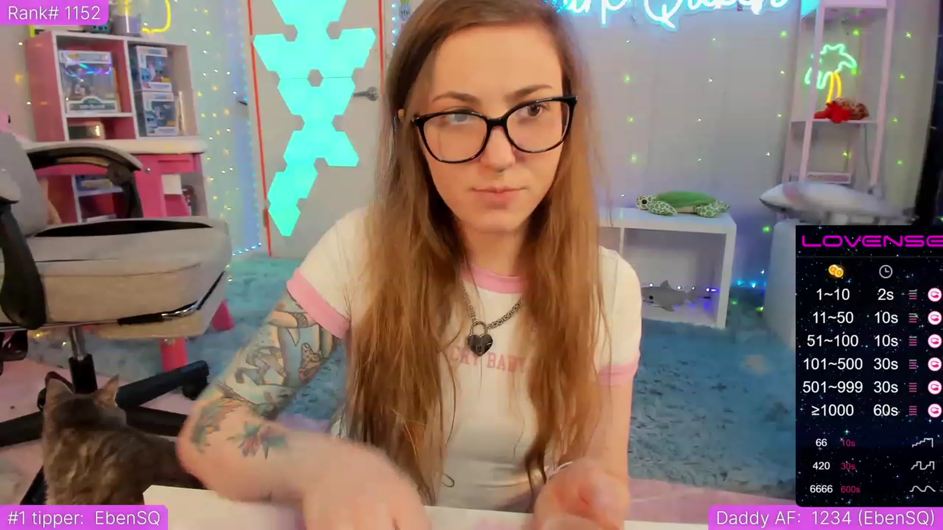 Gallery image thumbnail from TheSharkQueen's myfreecams stream on, 05/12/2023, 03:26 image 16 of 20