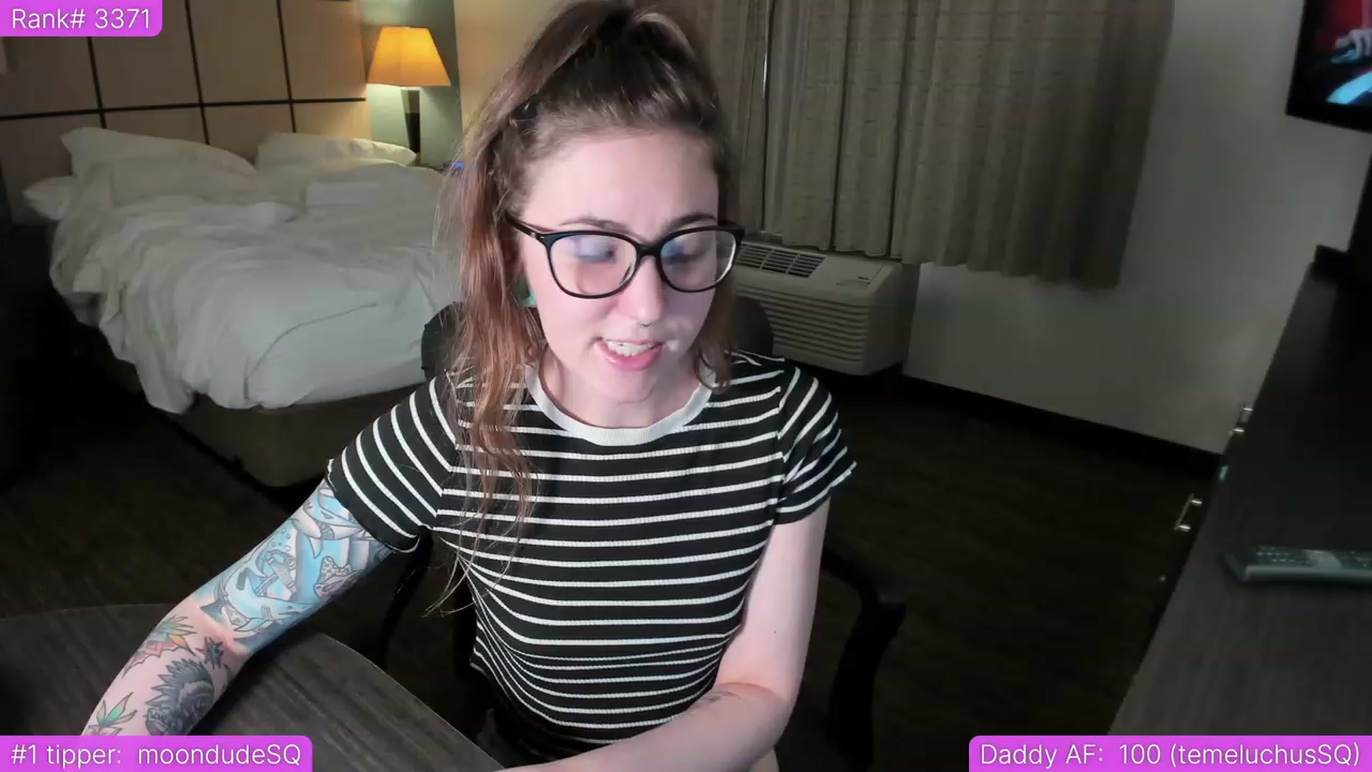 Gallery image thumbnail from TheSharkQueen's myfreecams stream on, 06/03/2023, 06:22 image 11 of 20