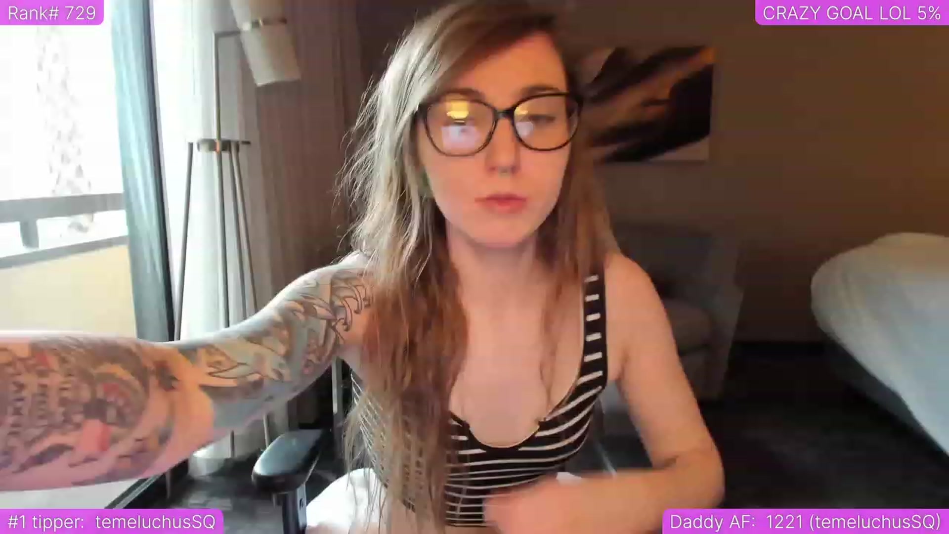Gallery image thumbnail from TheSharkQueen's myfreecams stream on, 06/12/2023, 24:43 image 14 of 20