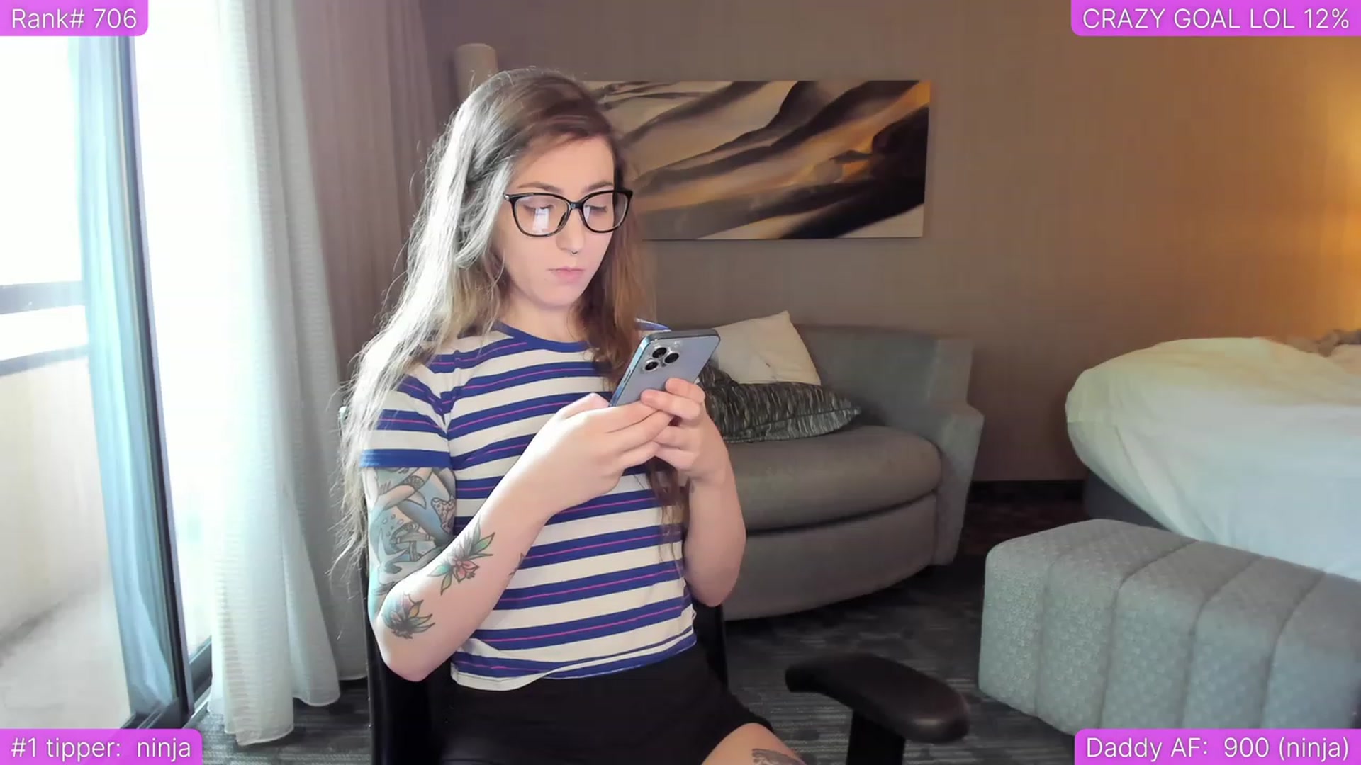 Gallery image thumbnail from TheSharkQueen's myfreecams stream on, 06/14/2023, 24:01 image 10 of 20