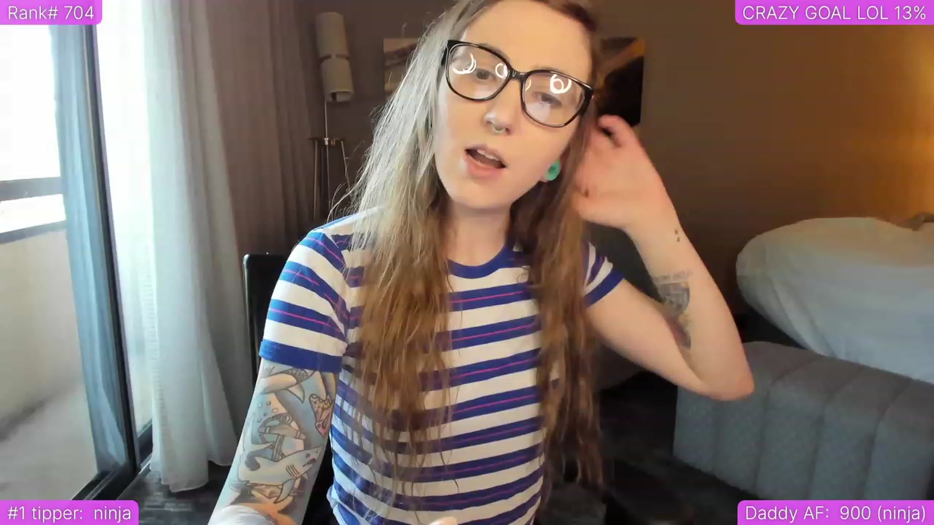 Gallery image thumbnail from TheSharkQueen's myfreecams stream on, 06/14/2023, 01:27 image 3 of 20