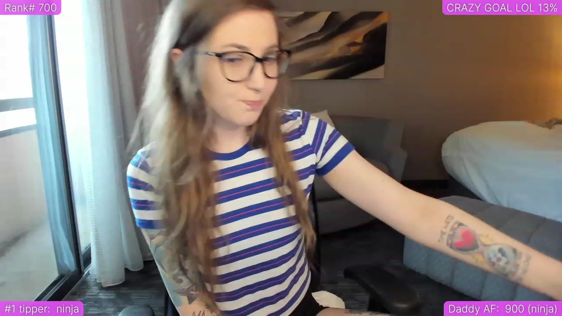 Gallery image thumbnail from TheSharkQueen's myfreecams stream on, 06/14/2023, 01:27 image 6 of 20
