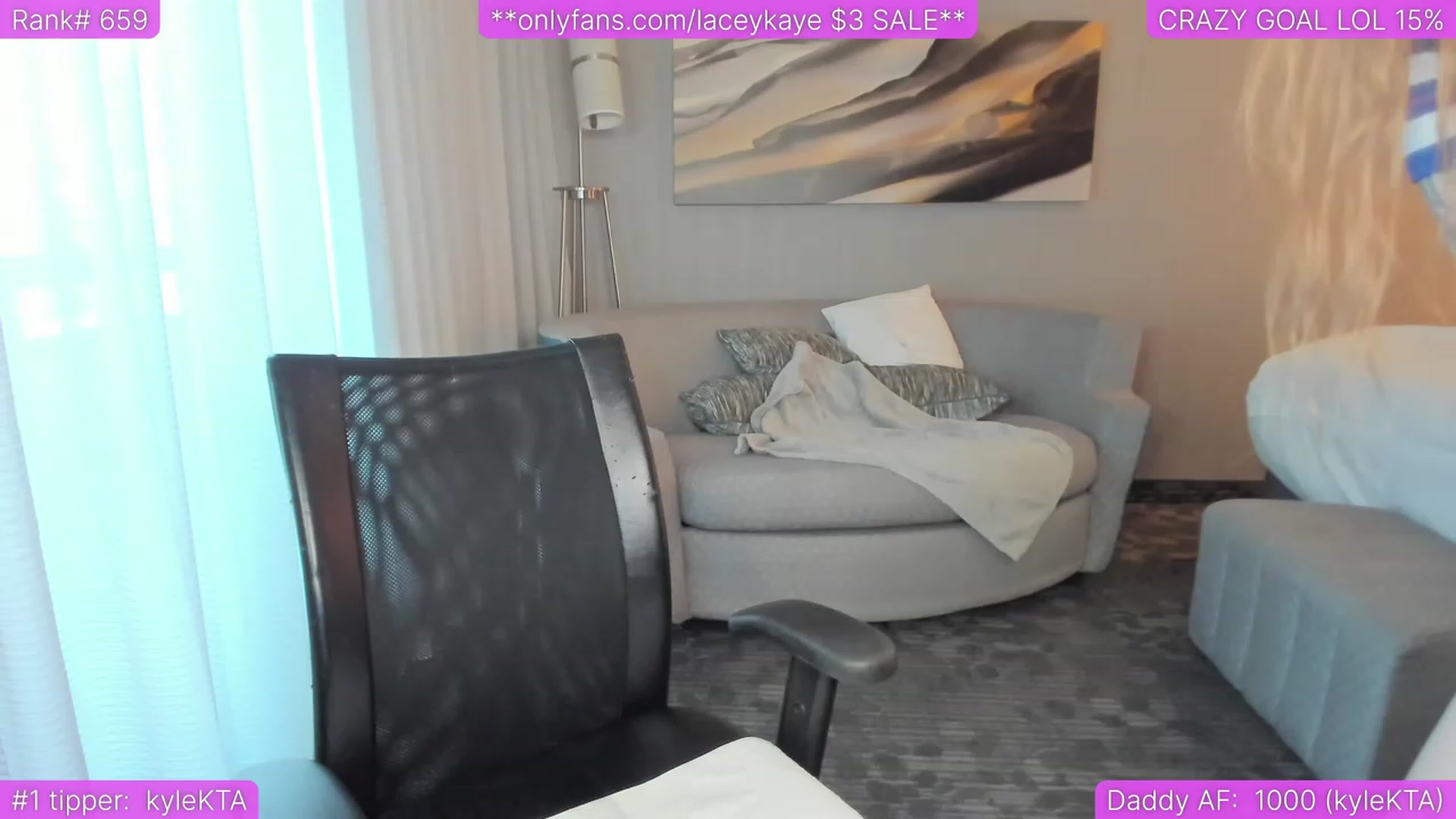 Gallery image thumbnail from TheSharkQueen's myfreecams stream on, 06/14/2023, 02:28 image 10 of 20
