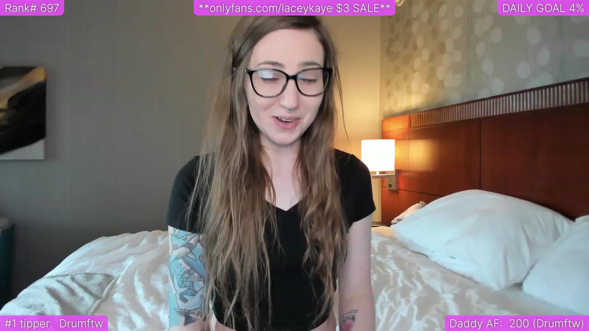 Gallery image thumbnail from TheSharkQueen's myfreecams stream on, 06/14/2023, 23:27 image 7 of 20