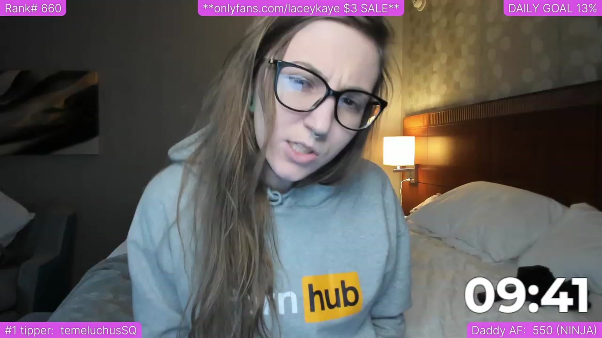 Gallery image thumbnail from TheSharkQueen's myfreecams stream on, 06/15/2023, 03:27 image 16 of 20