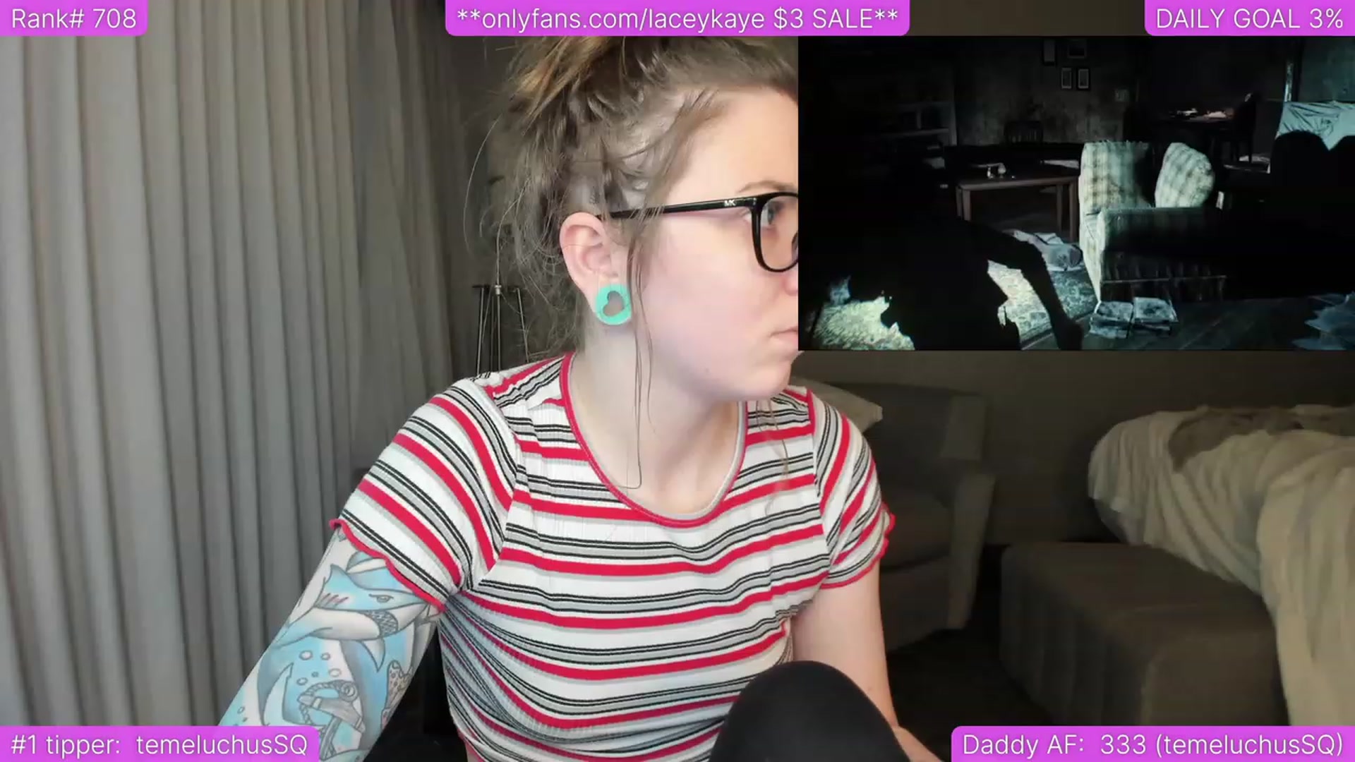 Gallery image thumbnail from TheSharkQueen's myfreecams stream on, 06/16/2023, 01:18 image 16 of 20