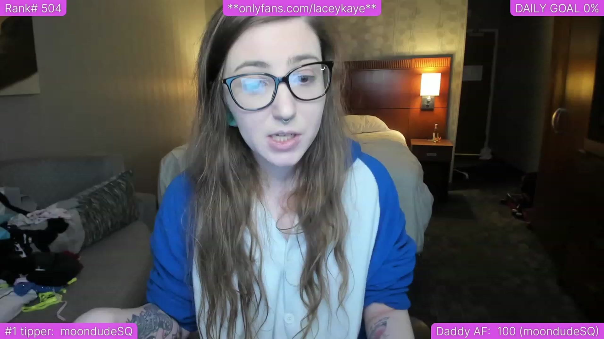 Gallery image thumbnail from TheSharkQueen's myfreecams stream on, 06/23/2023, 03:41 image 12 of 20