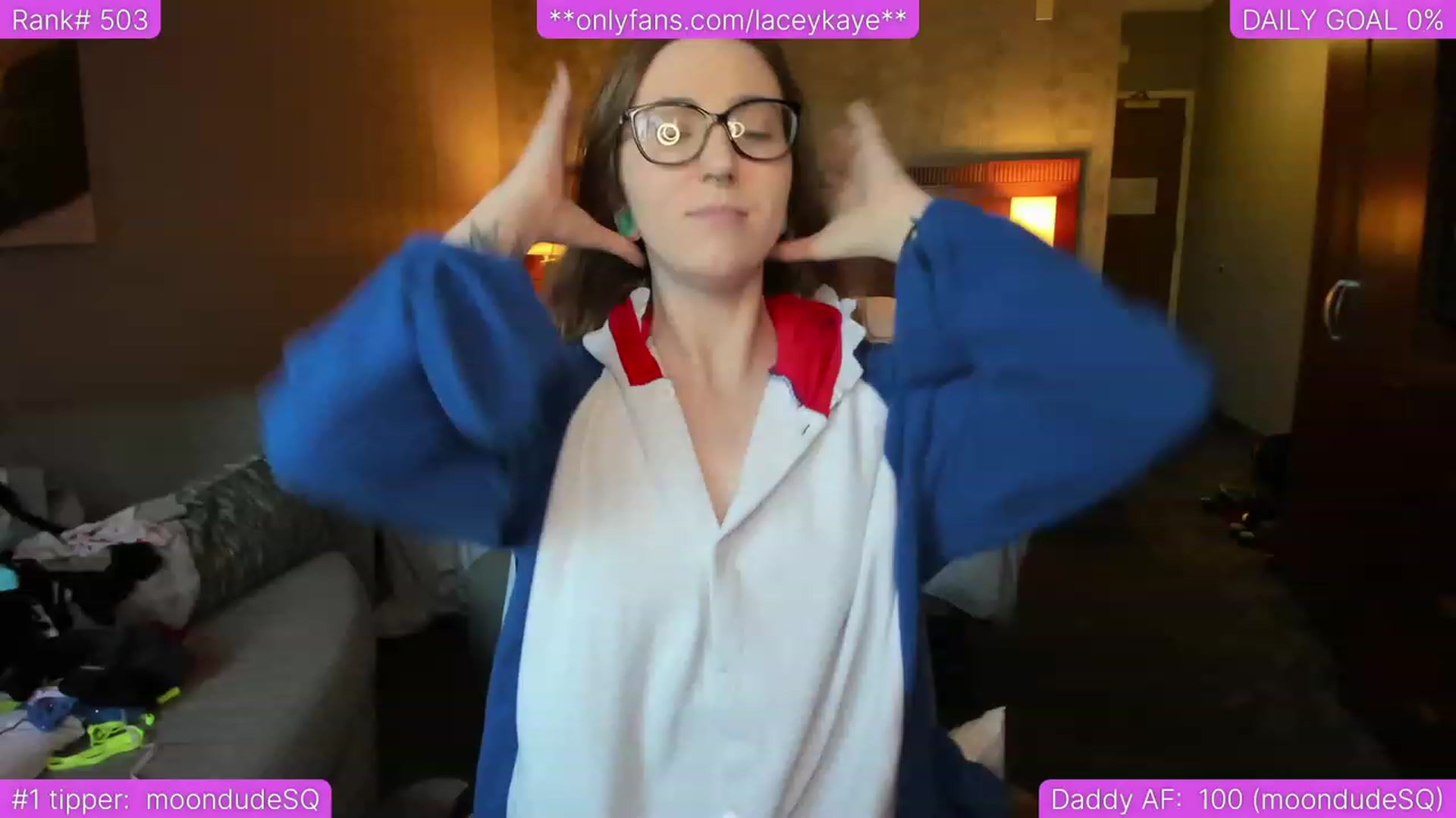 Gallery image thumbnail from TheSharkQueen's myfreecams stream on, 06/23/2023, 03:41 image 2 of 20