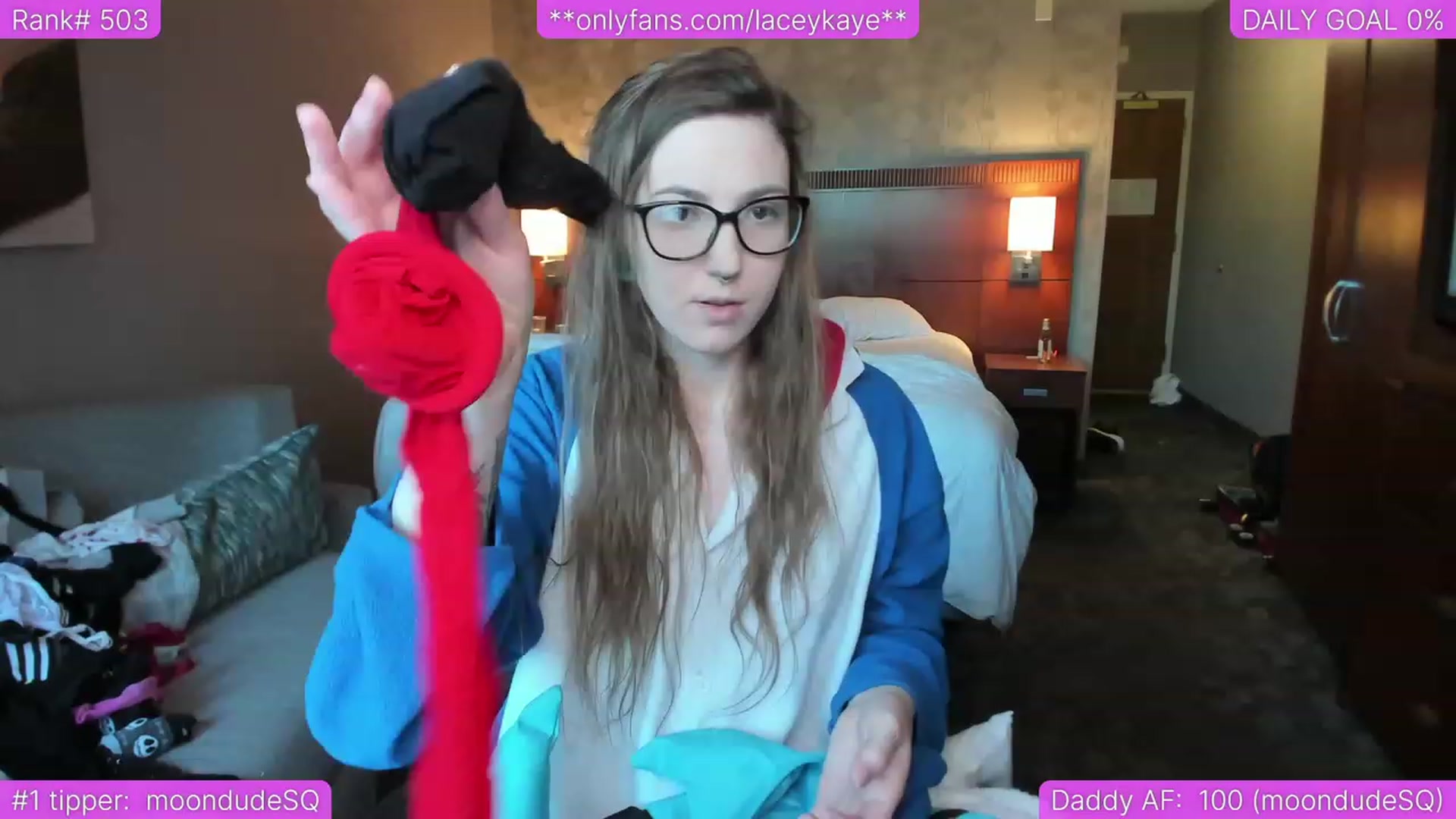 Gallery image thumbnail from TheSharkQueen's myfreecams stream on, 06/23/2023, 03:41 image 1 of 20