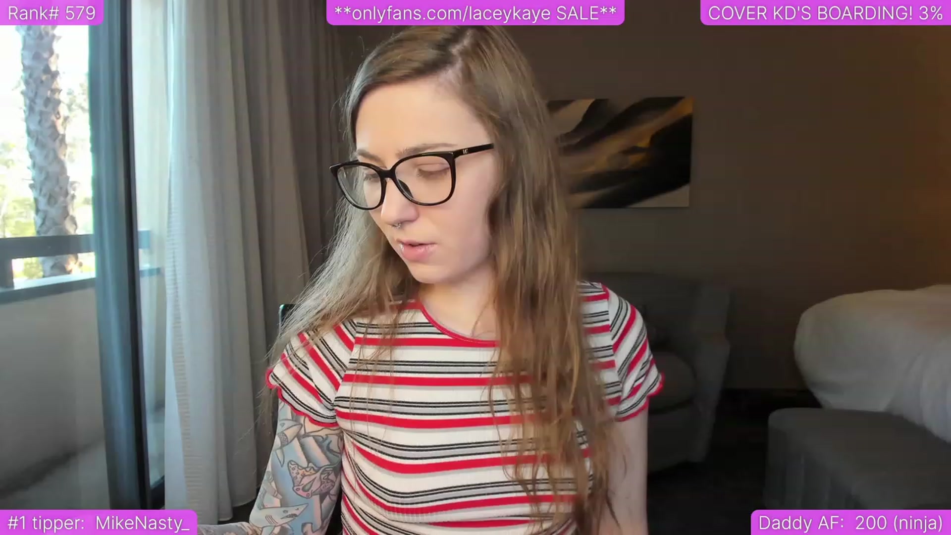 Gallery image thumbnail from TheSharkQueen's myfreecams stream on, 06/30/2023, 03:39 image 5 of 20