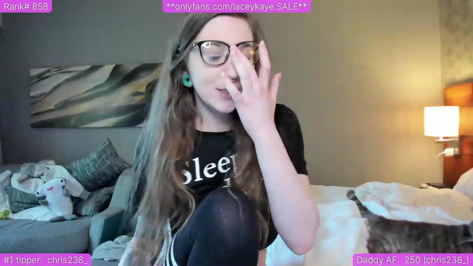 Gallery image thumbnail from TheSharkQueen's myfreecams stream on, 07/01/2023, 22:28 image 14 of 20