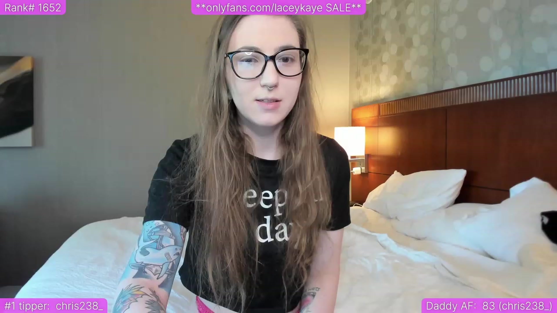 Gallery image thumbnail from TheSharkQueen's myfreecams stream on, 07/01/2023, 22:28 image 1 of 20