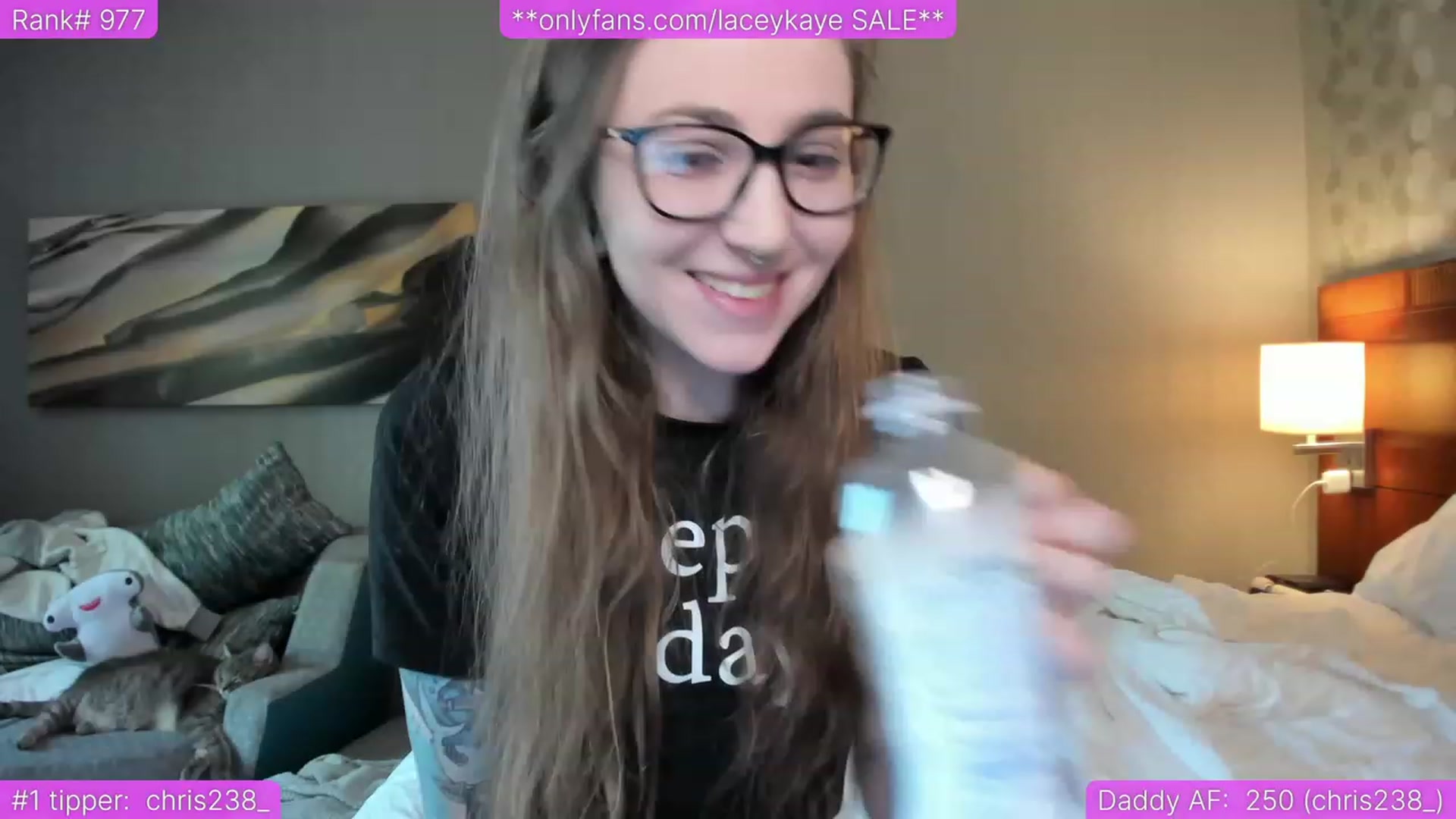 Gallery image thumbnail from TheSharkQueen's myfreecams stream on, 07/01/2023, 22:28 image 4 of 20