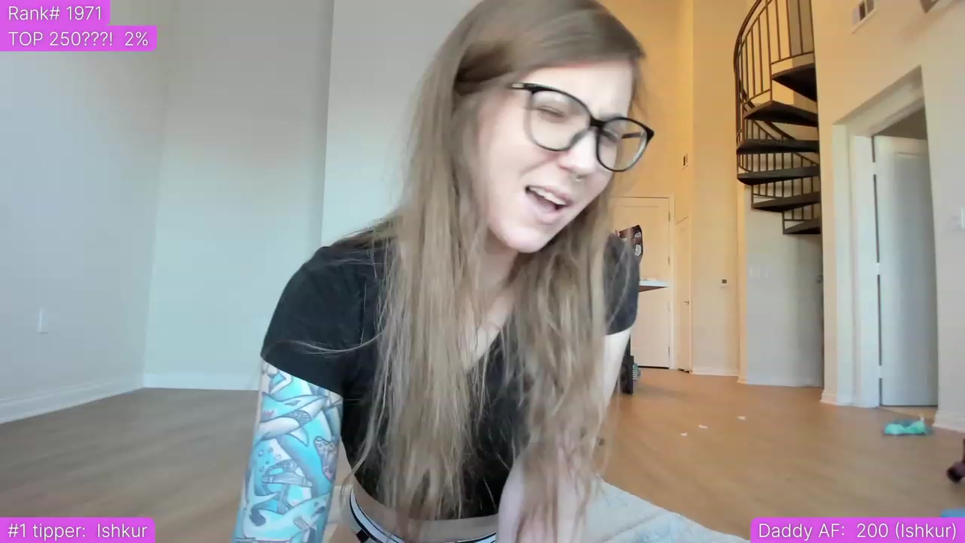 Gallery image thumbnail from TheSharkQueen's myfreecams stream on, 07/07/2023, 01:24 image 3 of 20