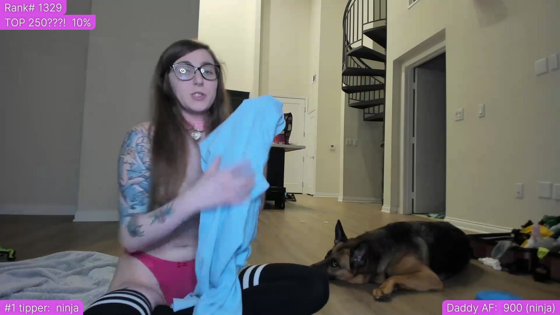 Gallery image thumbnail from TheSharkQueen's myfreecams stream on, 07/07/2023, 09:04 image 8 of 20