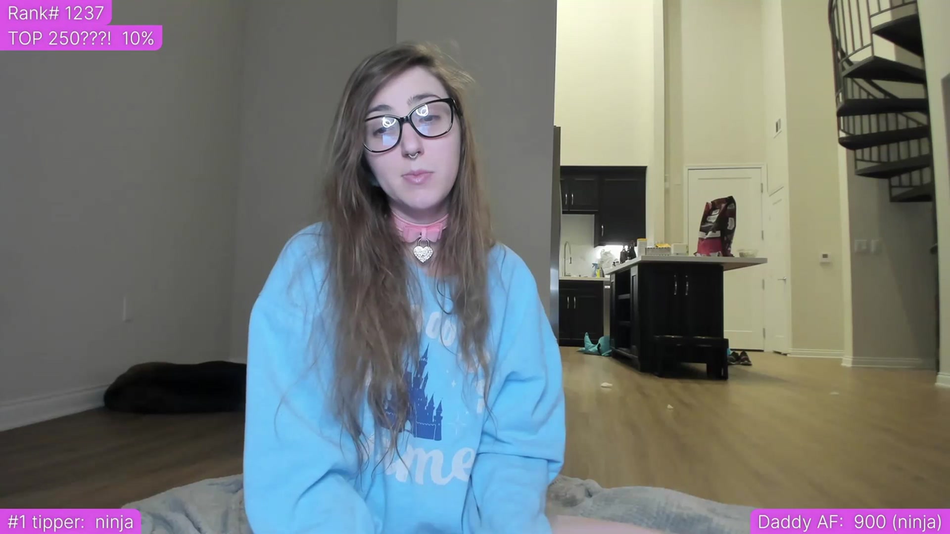 Gallery image thumbnail from TheSharkQueen's myfreecams stream on, 07/07/2023, 10:35 image 18 of 20