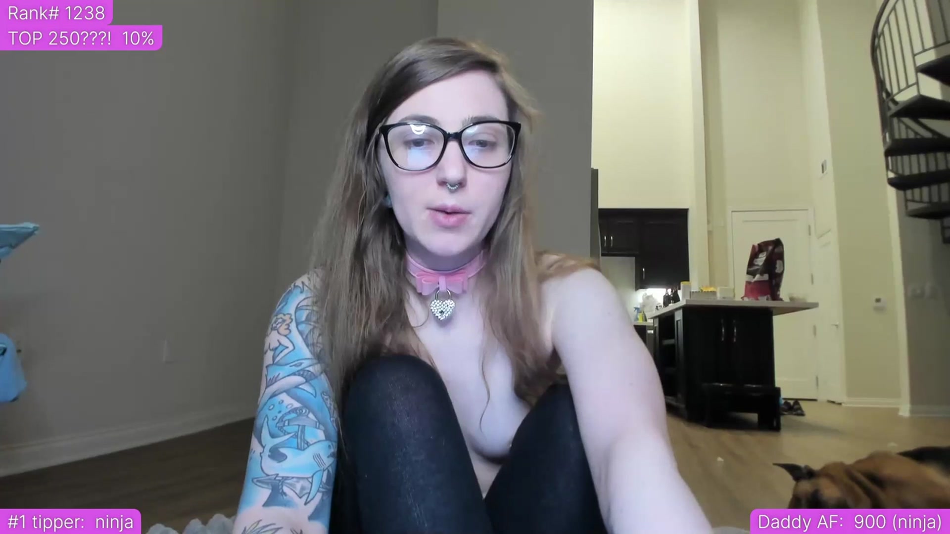 Gallery image thumbnail from TheSharkQueen's myfreecams stream on, 07/07/2023, 10:35 image 4 of 20