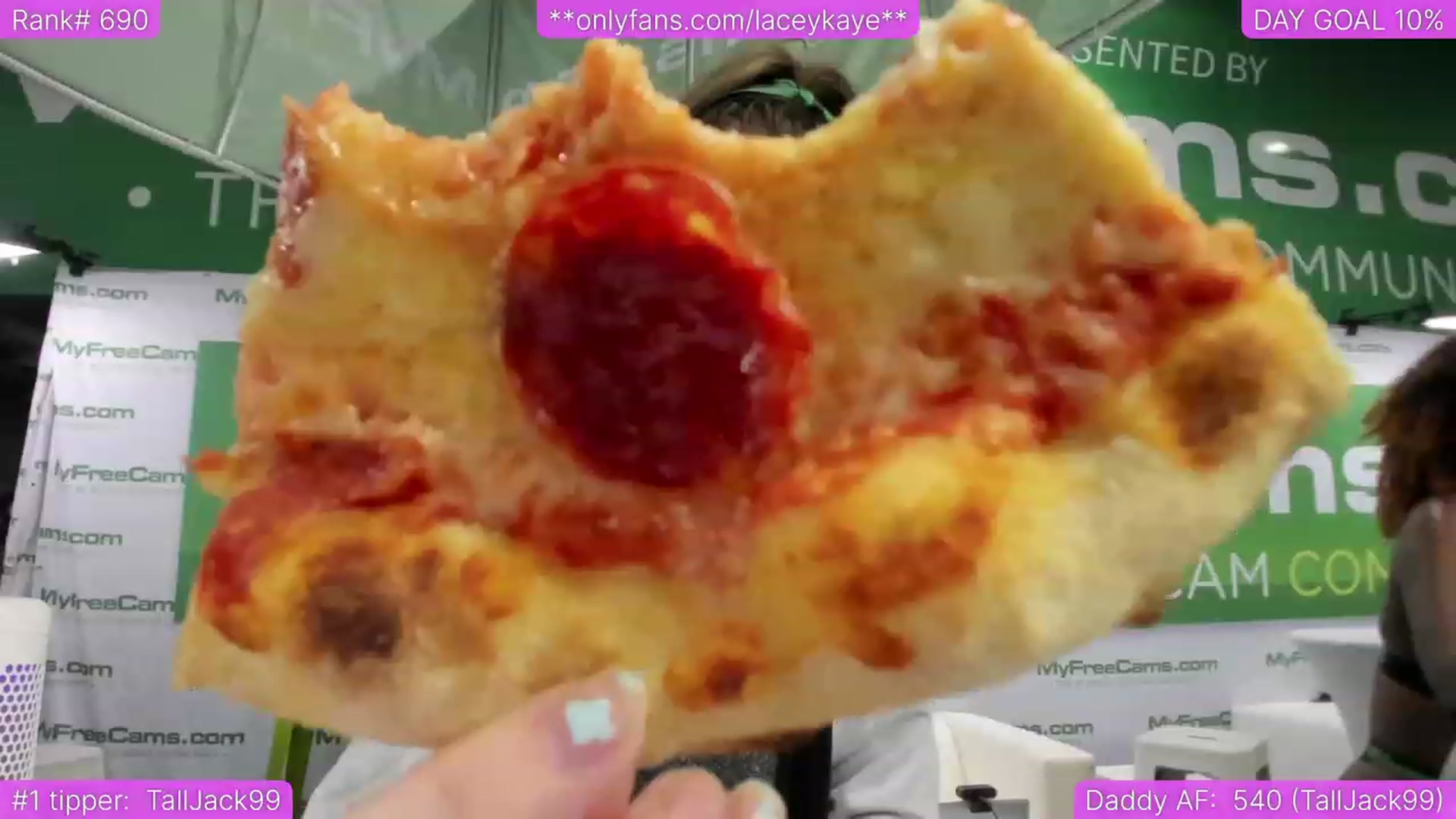 Gallery image thumbnail from TheSharkQueen's myfreecams stream on, 07/15/2023, 22:37 image 20 of 20