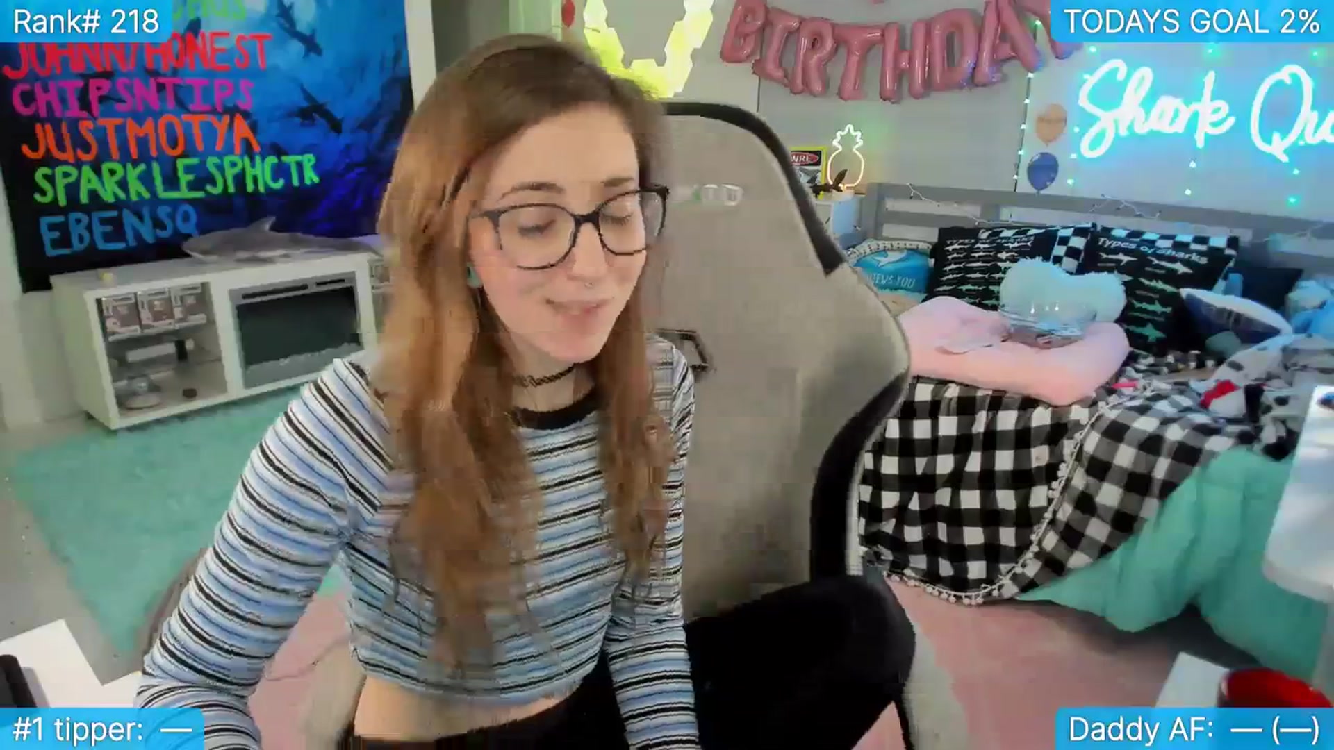 Gallery image thumbnail from TheSharkQueen's myfreecams stream on, 09/21/2023, 02:49 image 2 of 20