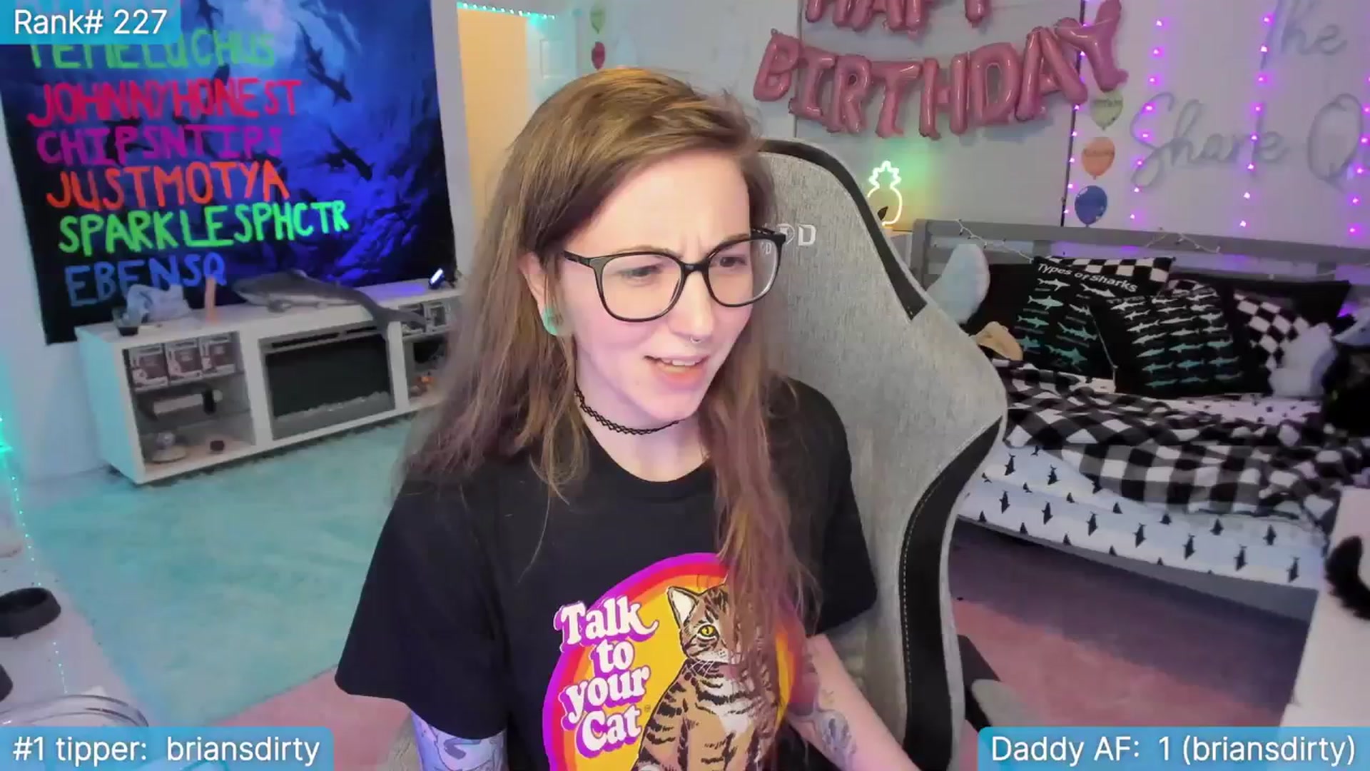 Gallery image thumbnail from TheSharkQueen's myfreecams stream on, 09/26/2023, 02:25 image 1 of 20