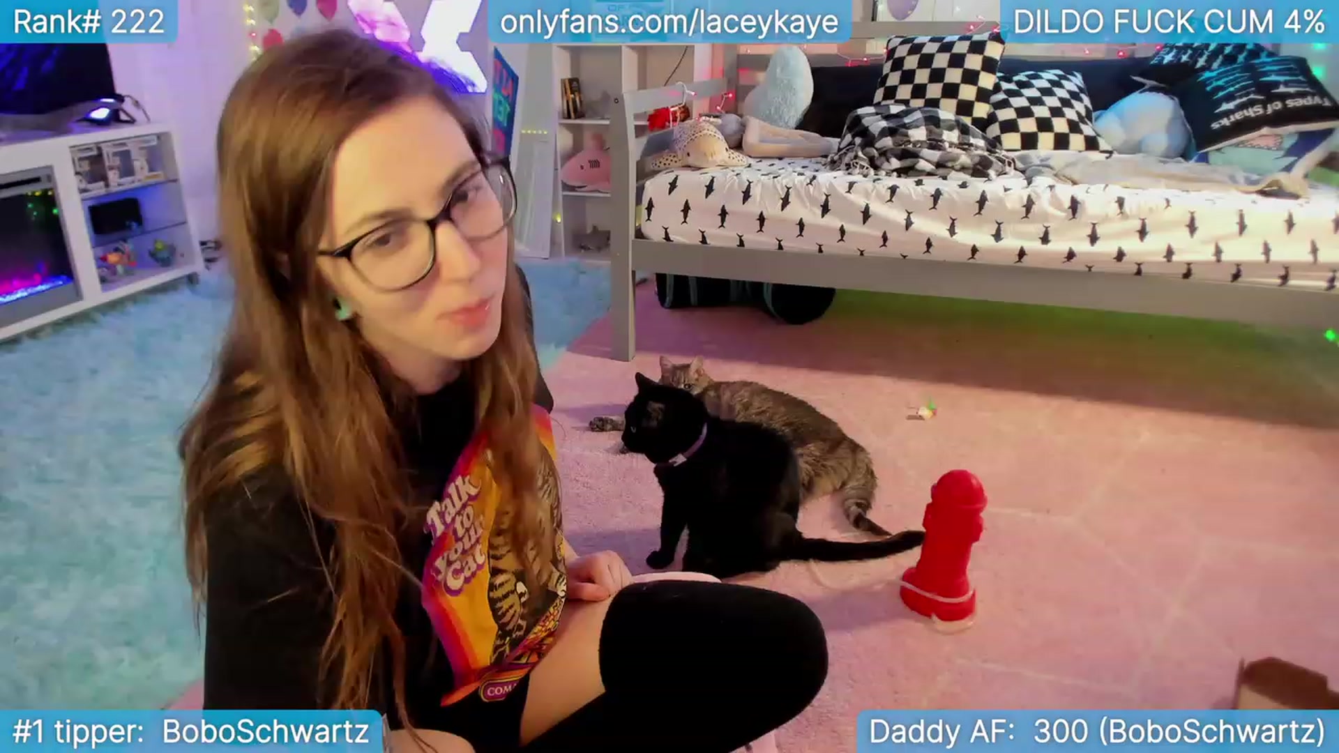 Gallery image thumbnail from TheSharkQueen's myfreecams stream on, 09/30/2023, 24:18 image 14 of 20