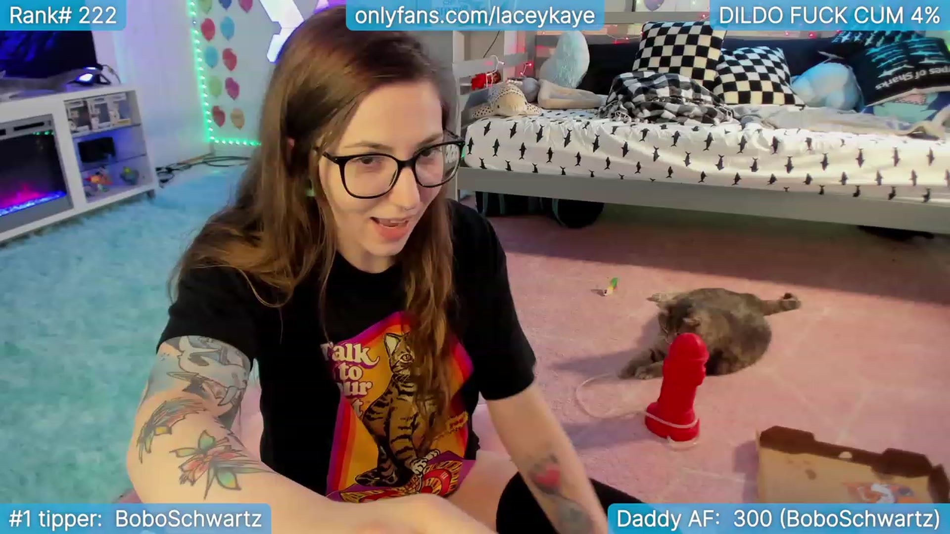 Gallery image thumbnail from TheSharkQueen's myfreecams stream on, 09/30/2023, 24:18 image 12 of 20