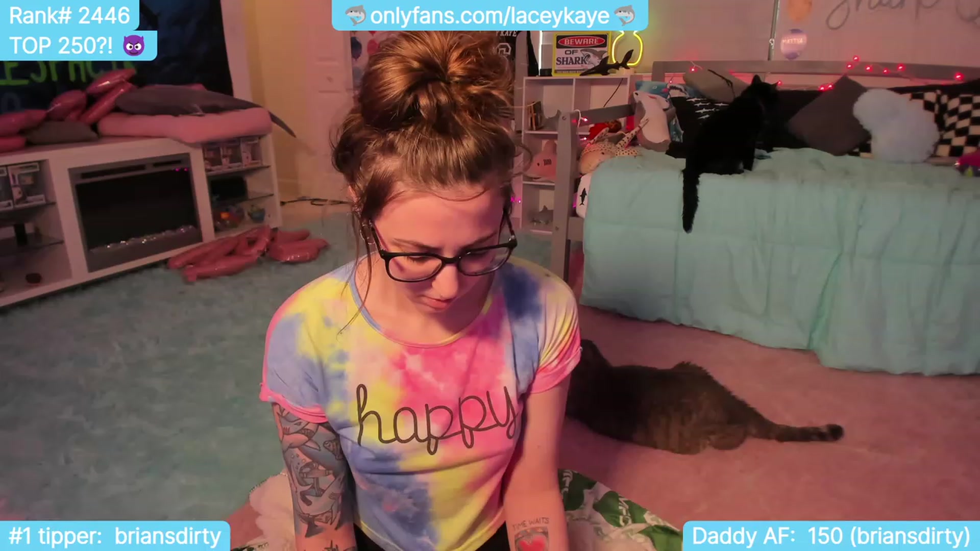 Gallery image thumbnail from TheSharkQueen's myfreecams stream on, 10/07/2023, 21:59 image 11 of 20