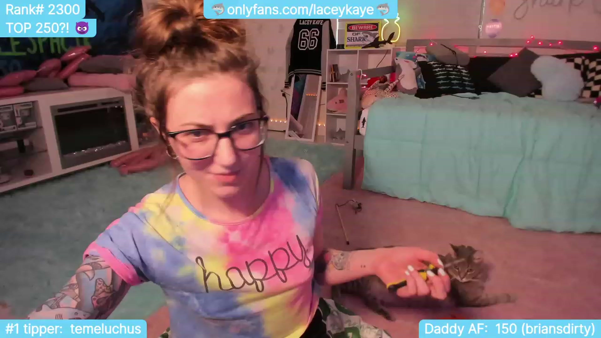 Gallery image thumbnail from TheSharkQueen's myfreecams stream on, 10/07/2023, 23:01 image 3 of 20