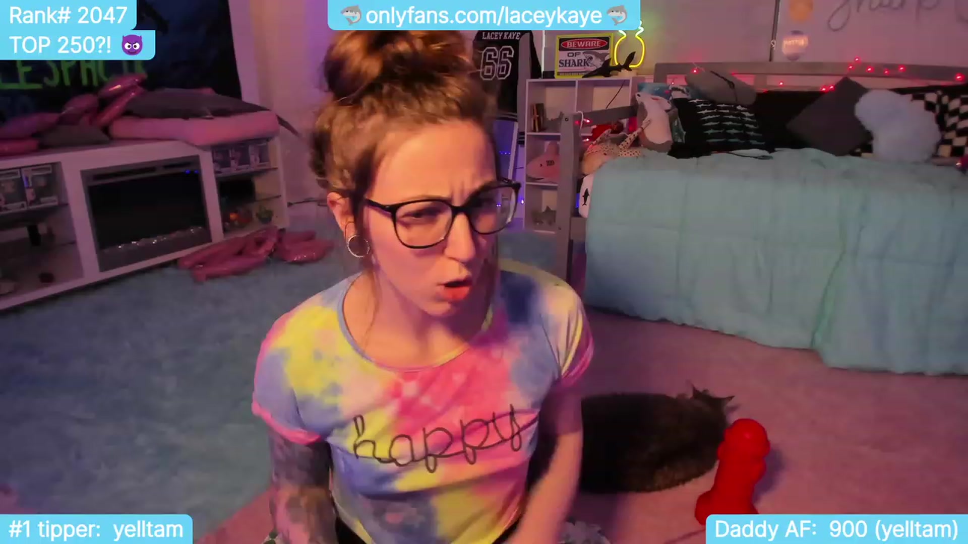 Gallery image thumbnail from TheSharkQueen's myfreecams stream on, 10/07/2023, 23:01 image 9 of 20