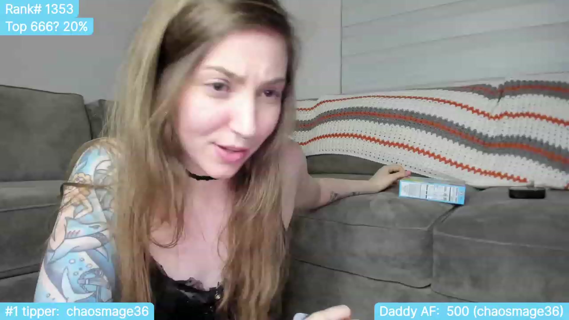 Gallery image thumbnail from TheSharkQueen's myfreecams stream on, 10/18/2023, 07:01 image 10 of 20