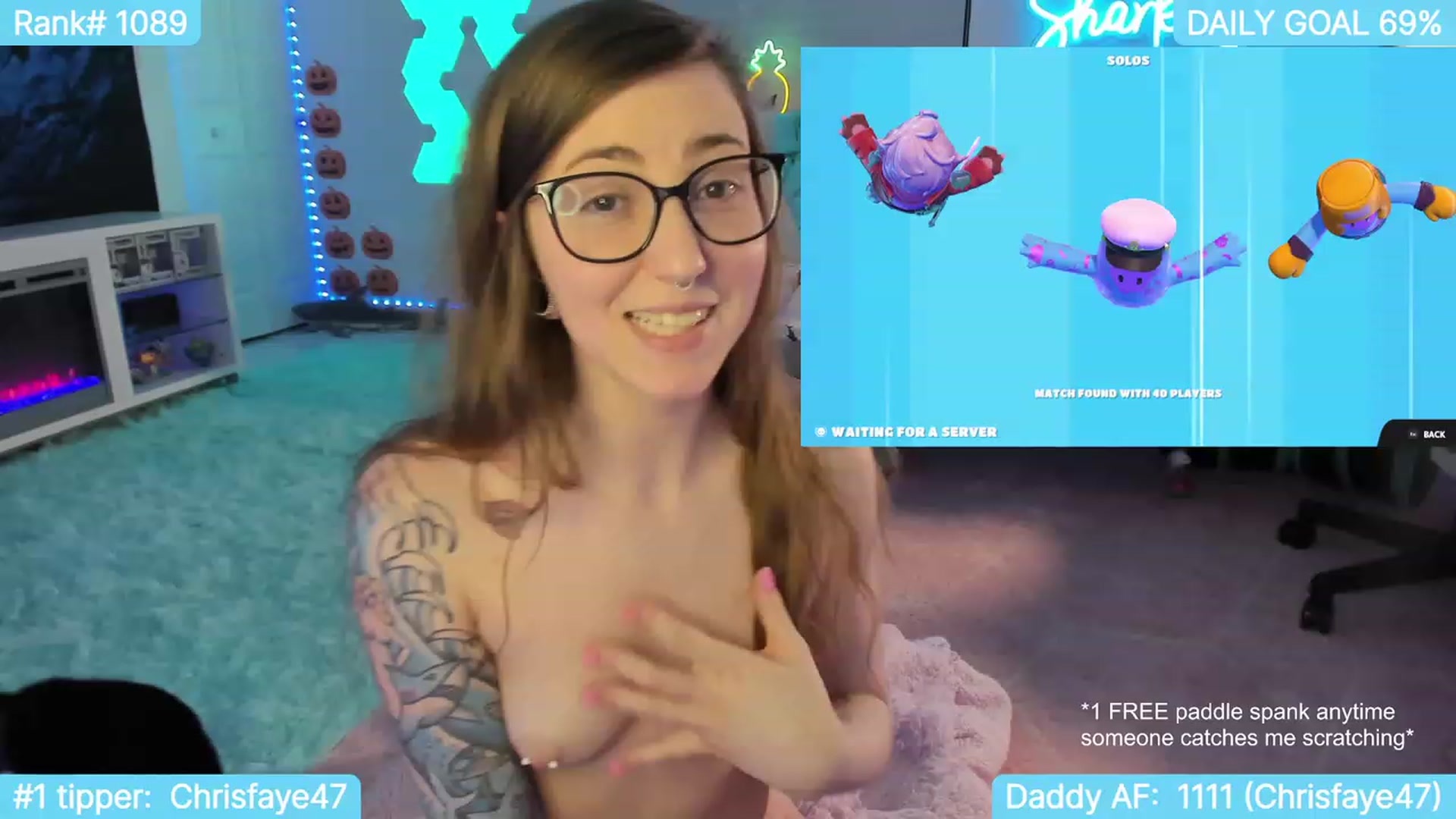 Gallery image thumbnail from TheSharkQueen's myfreecams stream on, 10/20/2023, 07:03 image 5 of 20