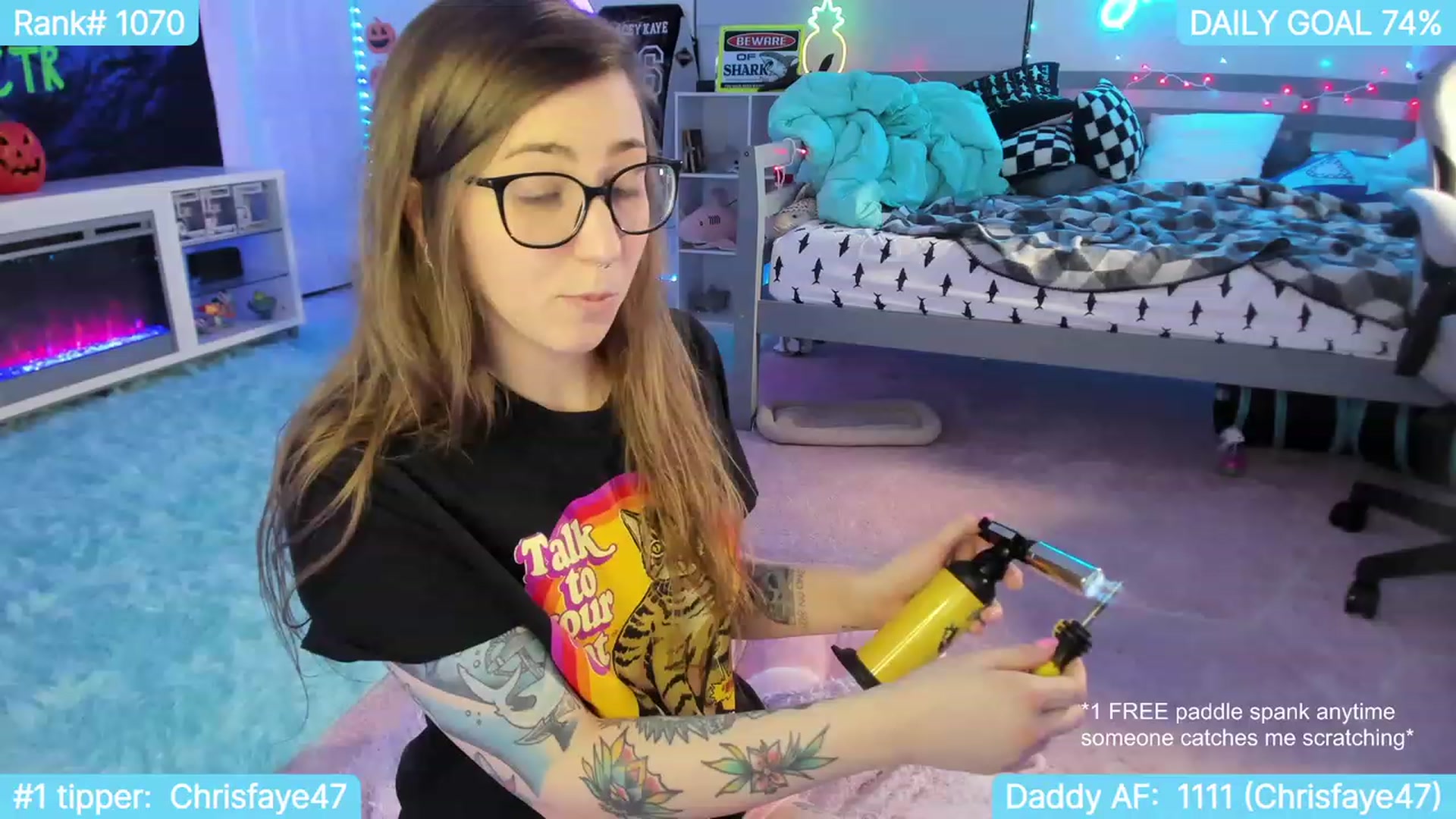 Gallery image thumbnail from TheSharkQueen's myfreecams stream on, 10/20/2023, 07:49 image 16 of 20