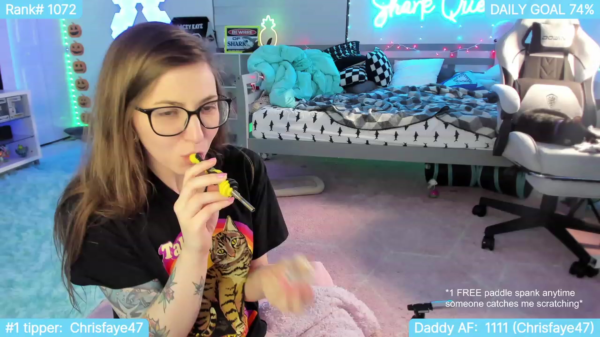 Gallery image thumbnail from TheSharkQueen's myfreecams stream on, 10/20/2023, 07:49 image 8 of 20