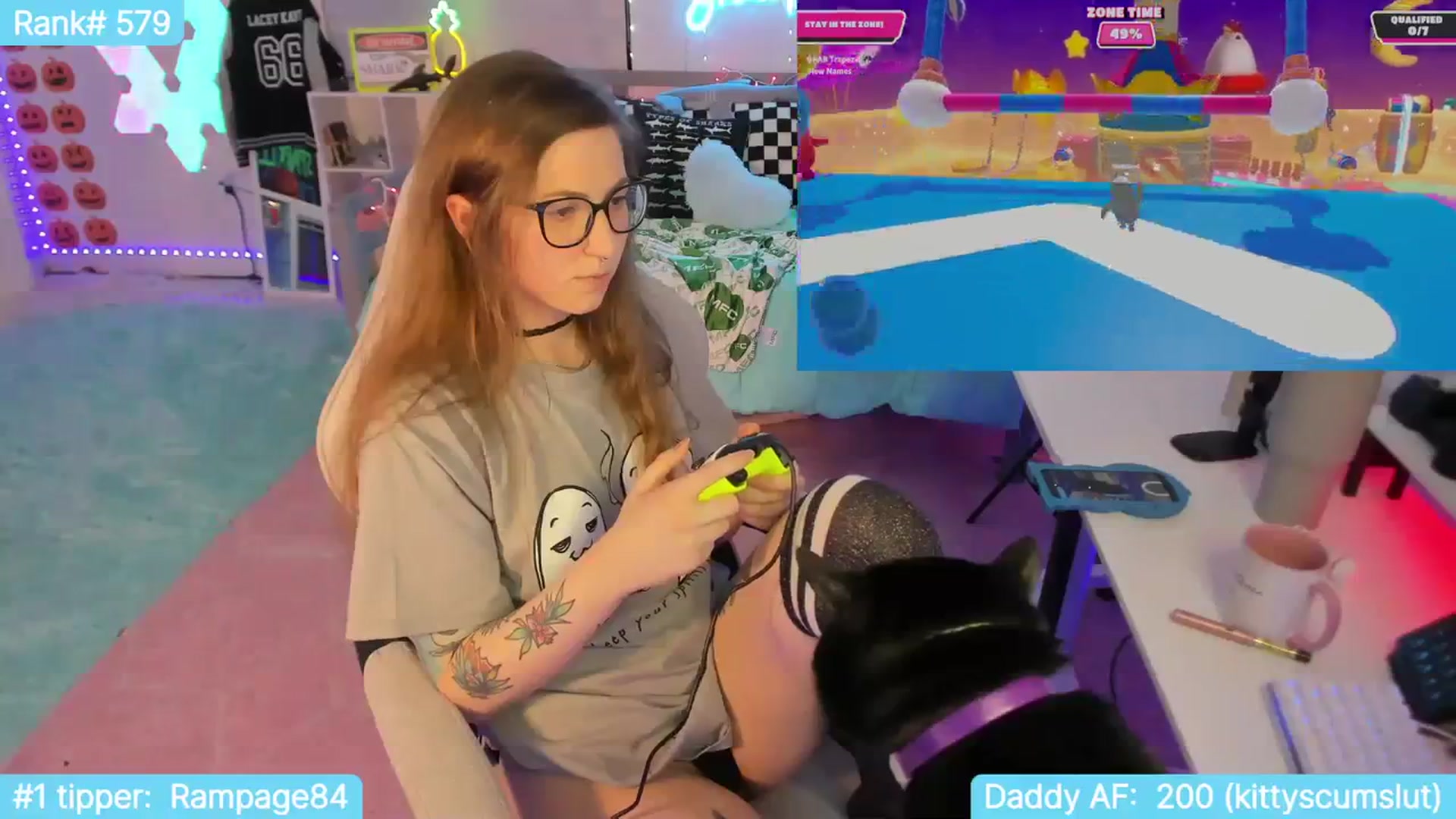Gallery image thumbnail from TheSharkQueen's myfreecams stream on, 10/28/2023, 06:17 image 3 of 20