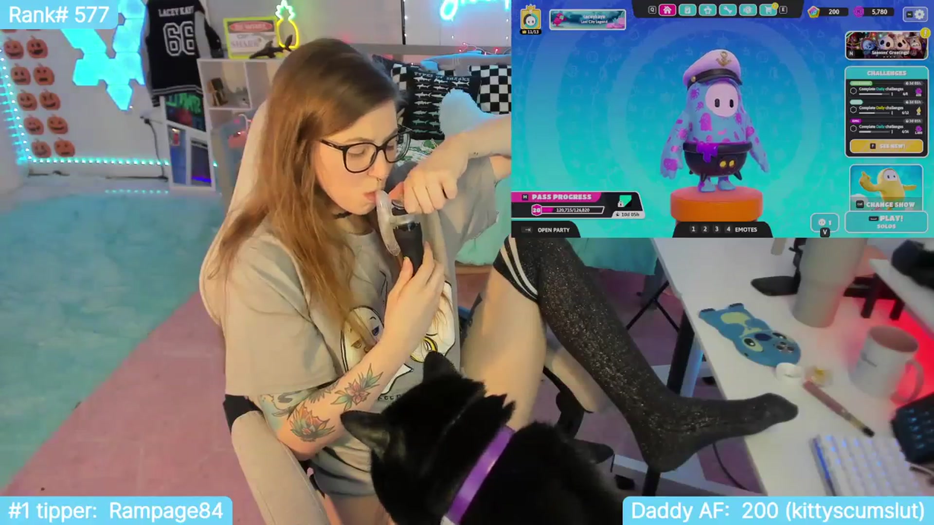 Gallery image thumbnail from TheSharkQueen's myfreecams stream on, 10/28/2023, 06:17 image 6 of 20
